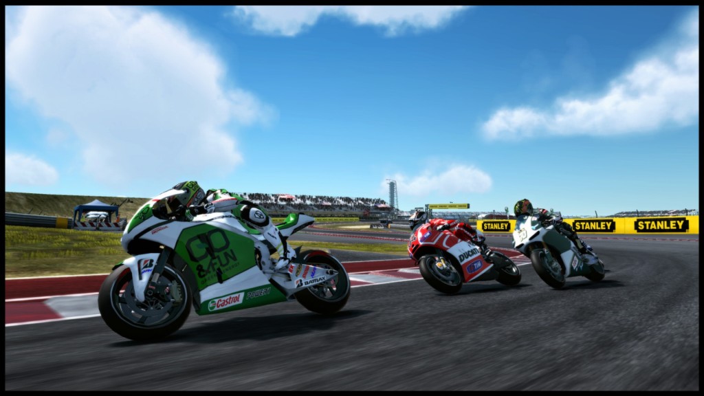 MotoGP 13, la versione Pc si aggiorna con la patch 1.1; disponibile il dlc Top Riders per Windows