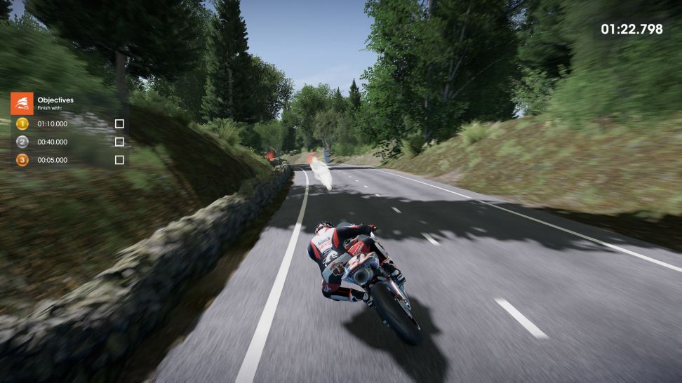 TT Isle of Man 2 si mostra in due nuovi video